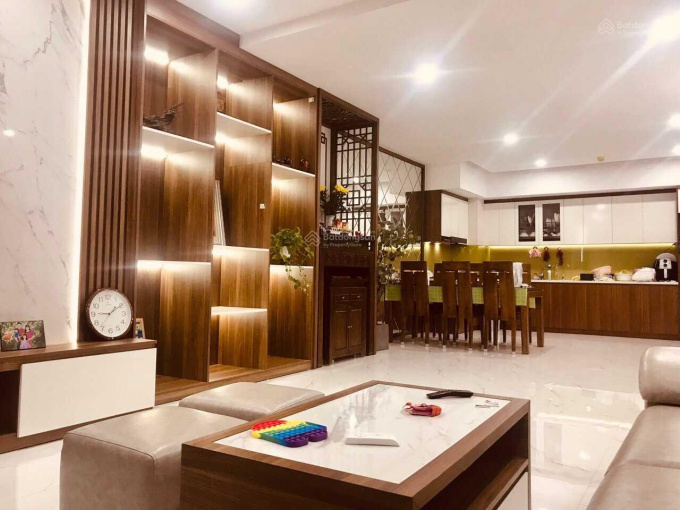 Bán gấp căn hộ 4 ngủ 136m2 HPC Landmark 105 full nội thất
